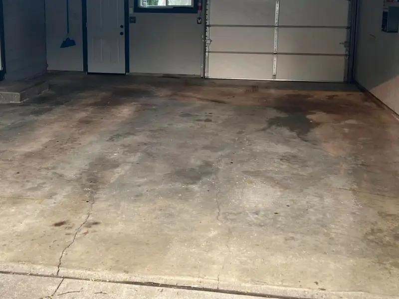Before Nano Concrete Coatings garage flake system in Portland, Oregon